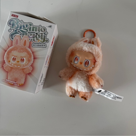 Pop Mart Labubu The Monsters Big into Energy Series Happiness Vinyl - Picture 3 of 8